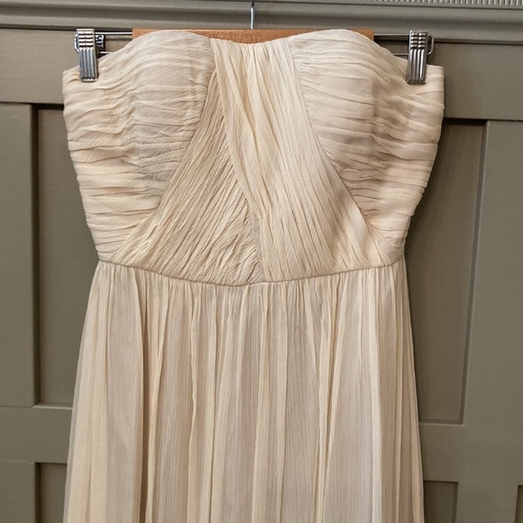 DONNA Morgan 100% Silk Chiffon Maxi Dress Bridesmaid Candlelight Size 4 New NWT - Picture 7 of 15